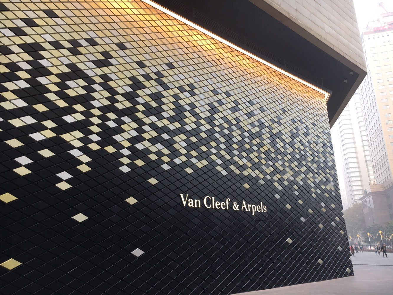MIID Façade Van Cleef and Arpels