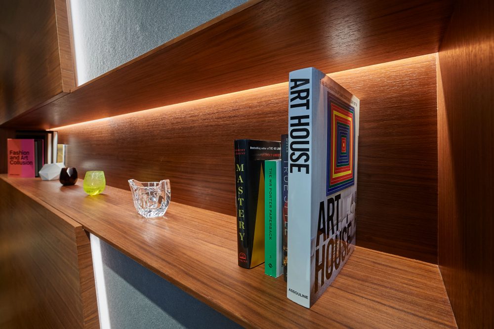 P7_RogerDubuis_Singapour_2