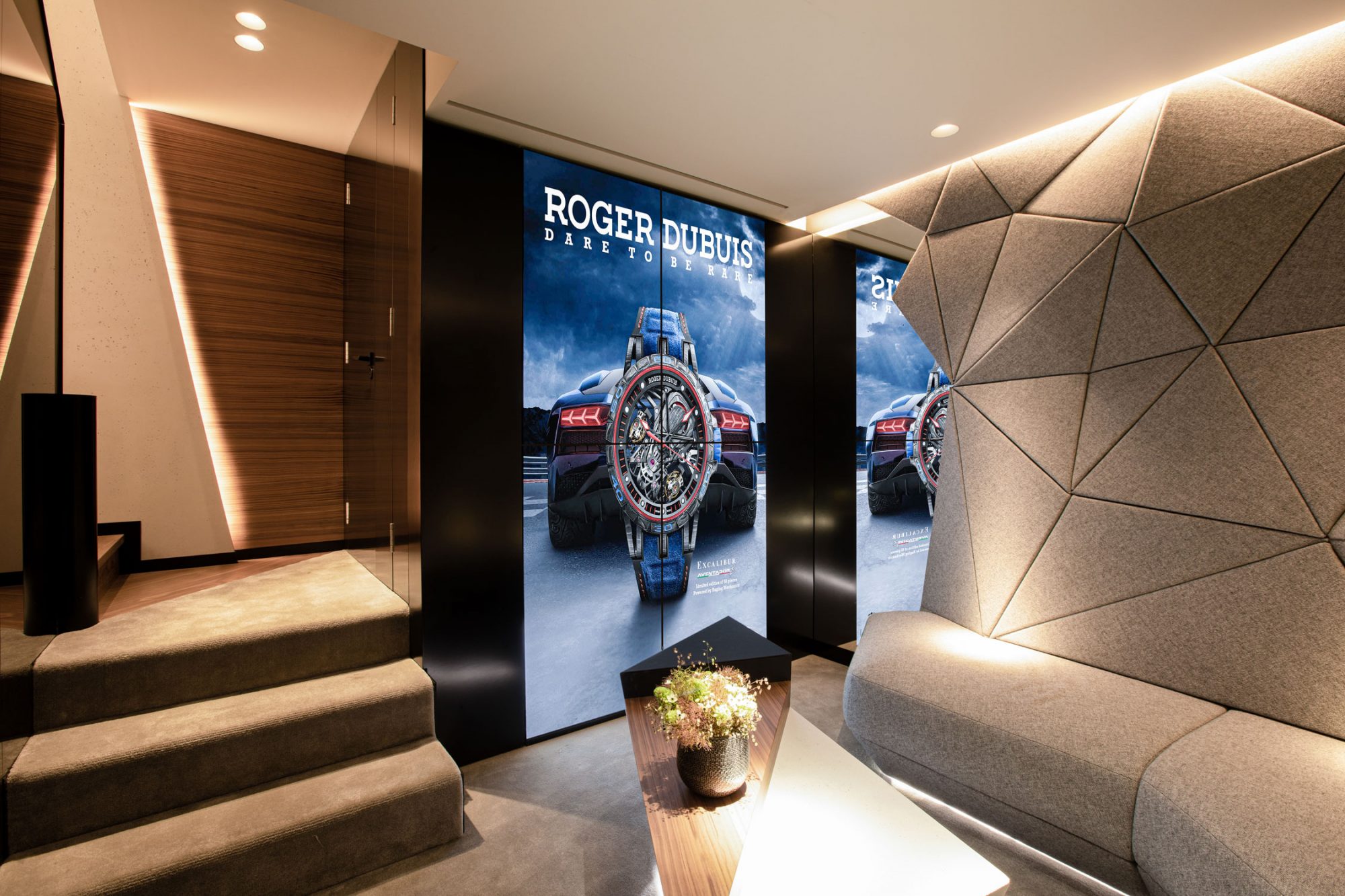 P8_RogerDubuis_Londres_1